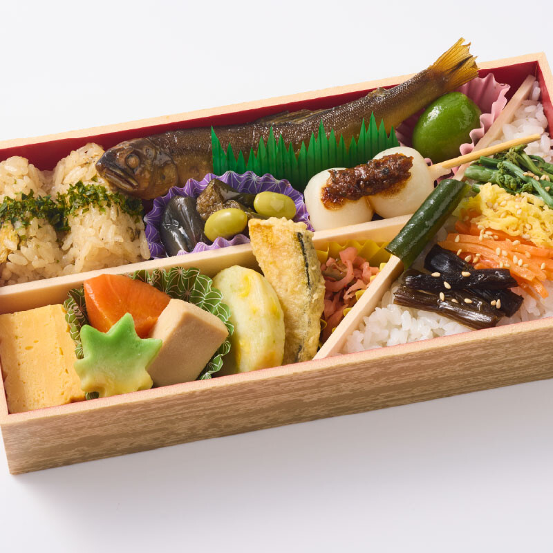 清夏幕之内　まるごと鮎煮と朴葉ずし弁当