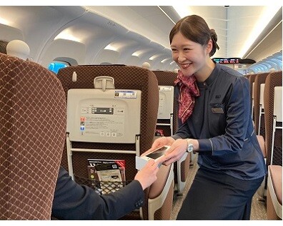 東海道新幹線のモバイルオーダーサービスでクレジットカード、QRコード・バーコード決済がご利用いただけます